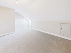 Bedroom- click for photo gallery